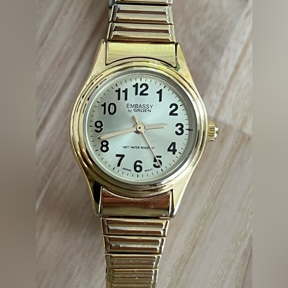 Embassy by Gruen Ladies Watch Gold Tone Dial and Stretch Bracelet - Picture 1 of 8